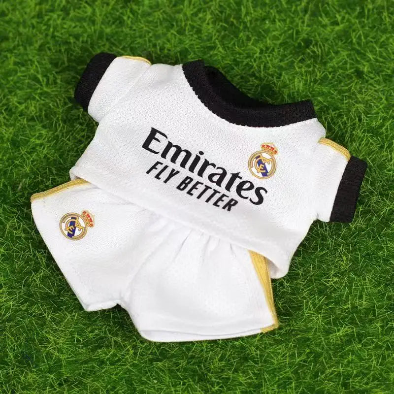 Labubu 17cm Football Outfit – Jersey, Shorts & Hat Set (Fits V1–V3 Dolls)